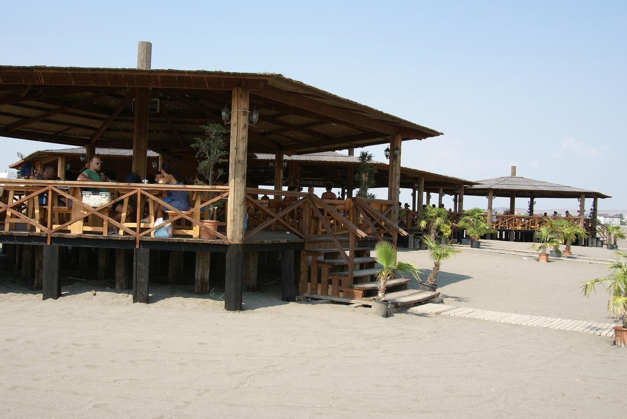 Hotel Aquarius Velipoje Bagian luar foto
