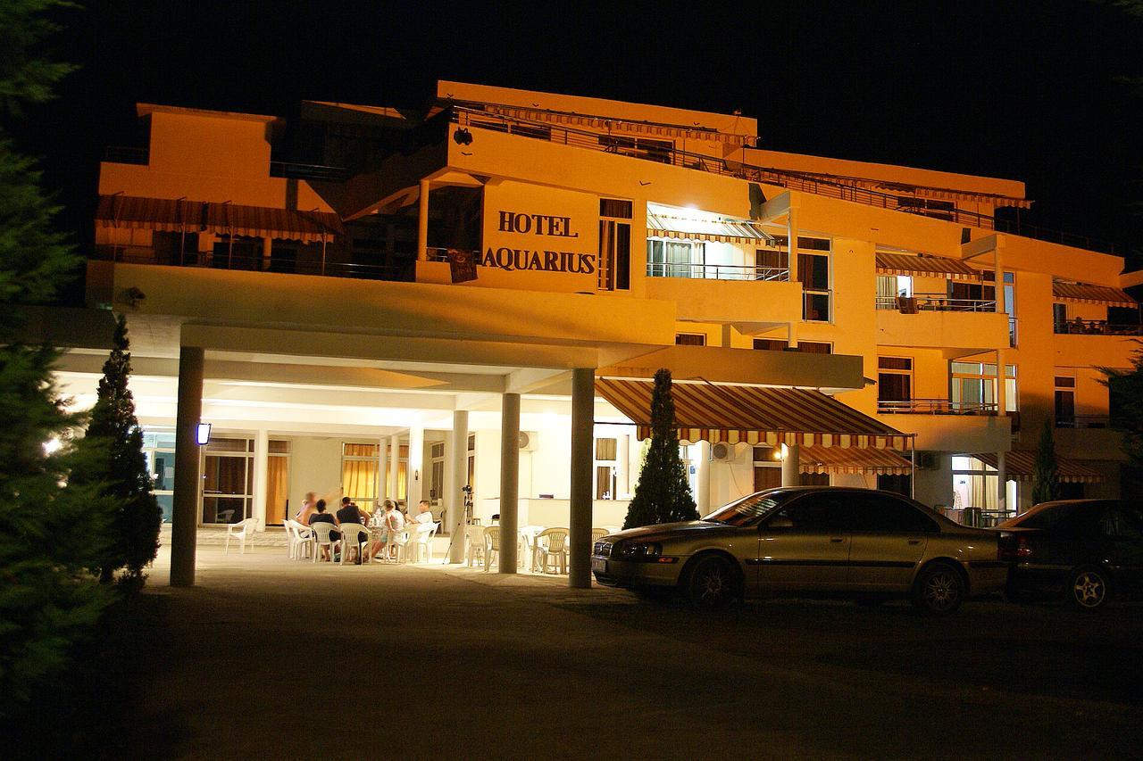 Hotel Aquarius Velipoje Bagian luar foto