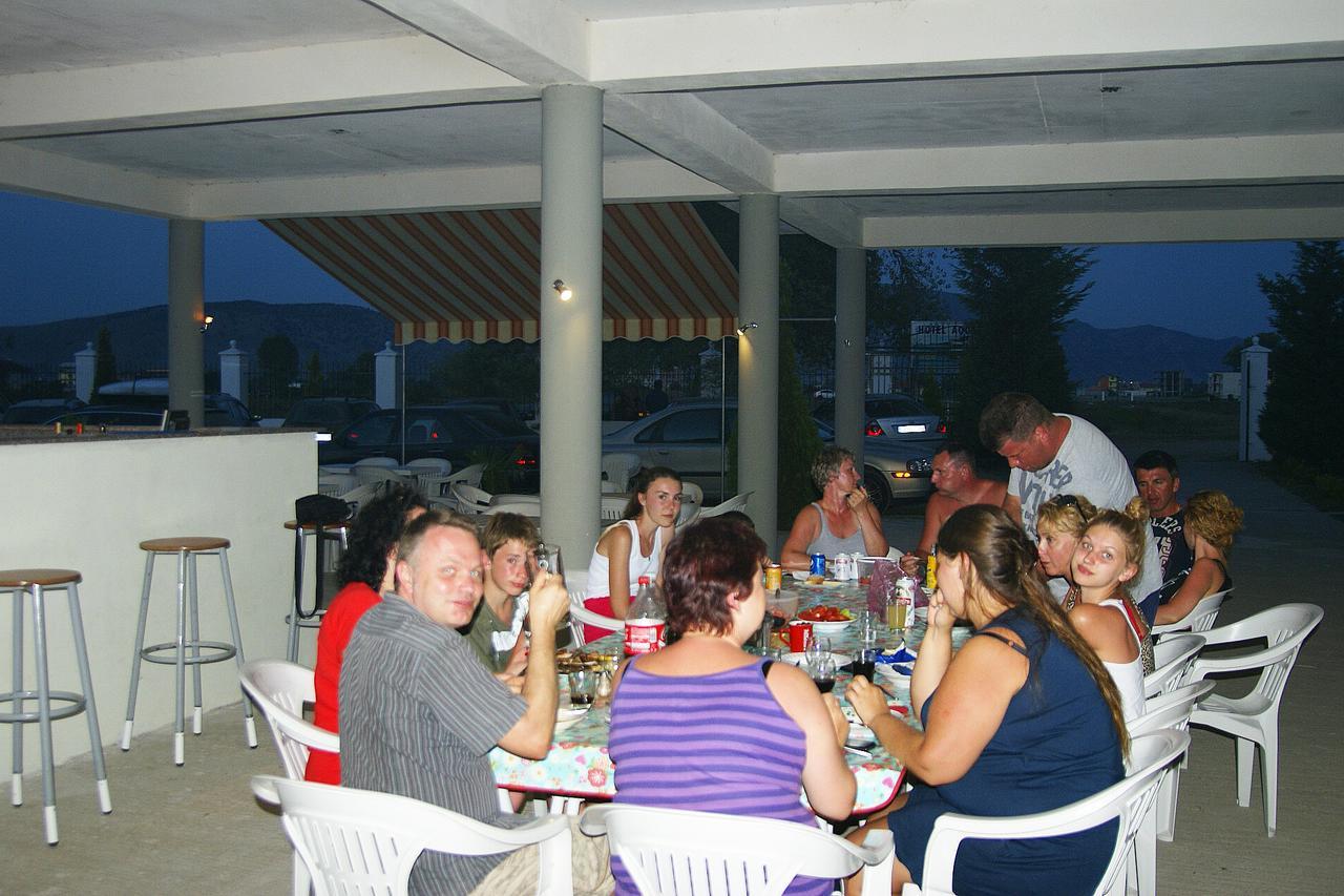 Hotel Aquarius Velipoje Bagian luar foto