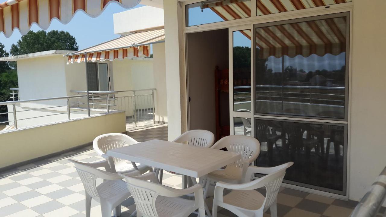 Hotel Aquarius Velipoje Bagian luar foto